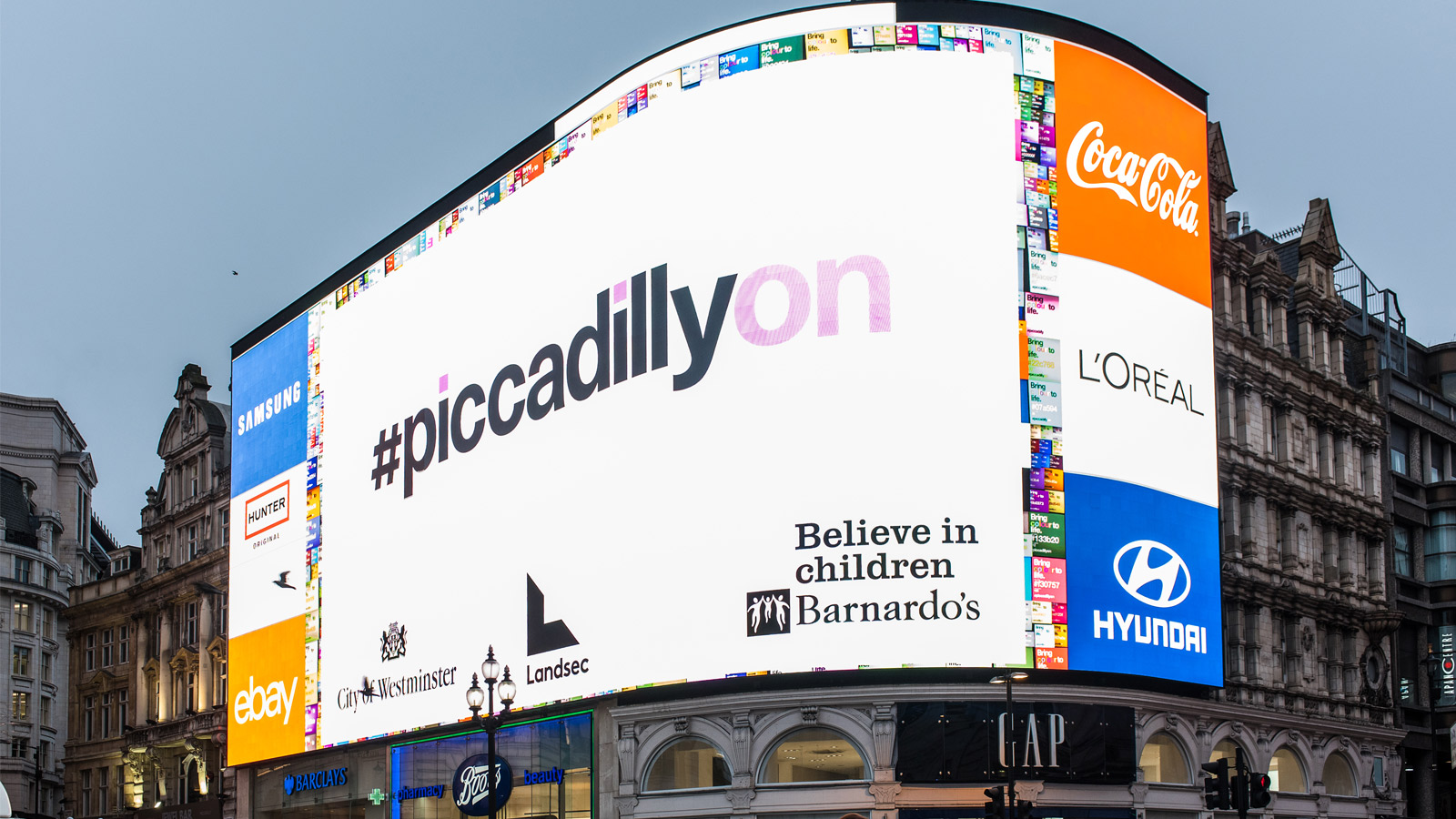 Piccadilly Lights, W1
