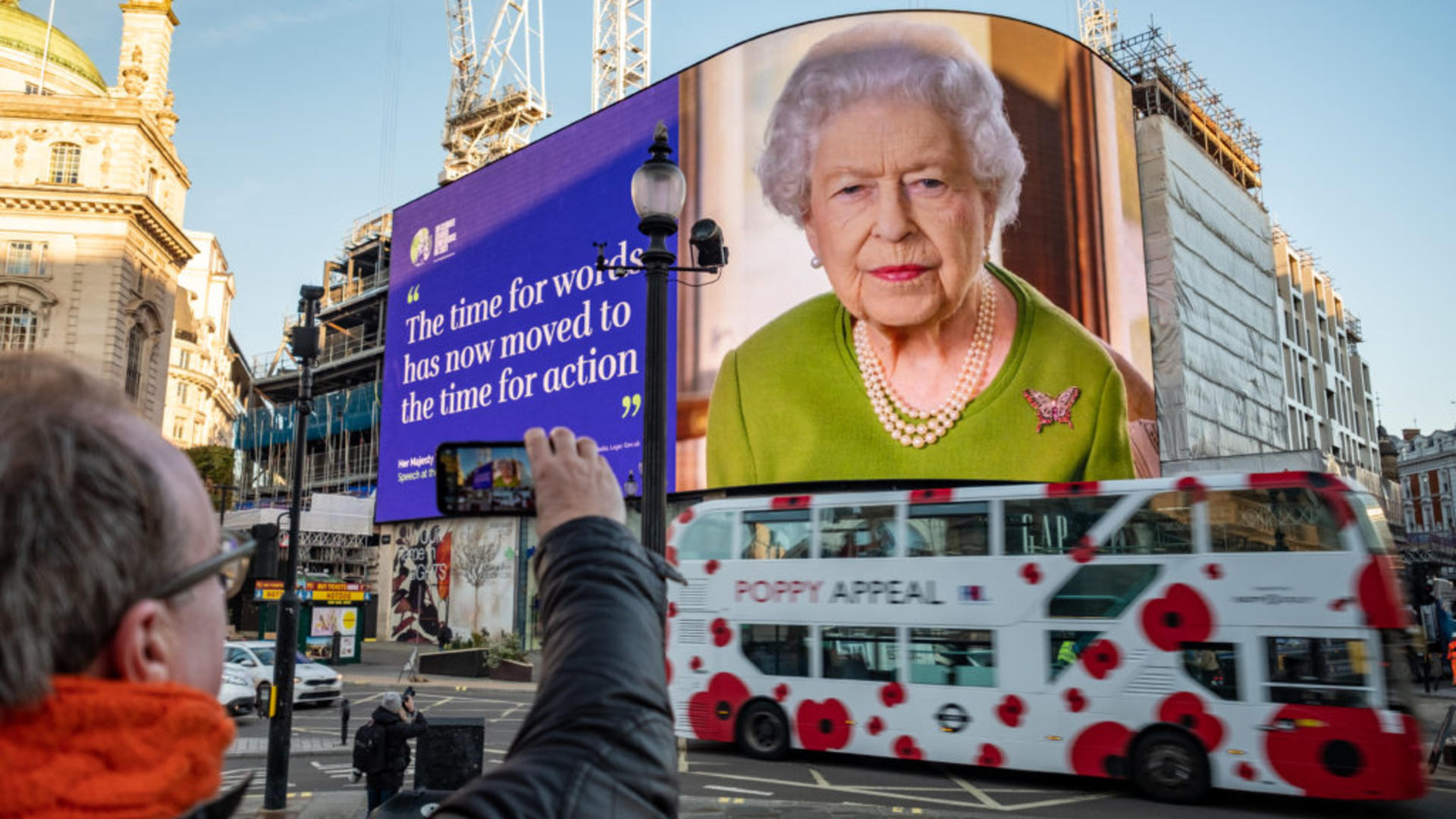 Piccadilly Lights highlighting The Queen’s influential address to delegates at COP26. Piccadilly Lights highlighting The Queen’s influential address to delegates at COP26.