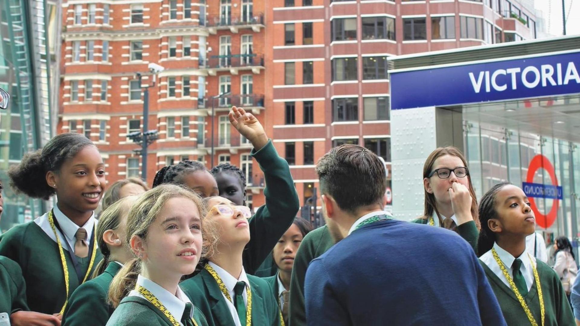 schoolgirls in cardinal place